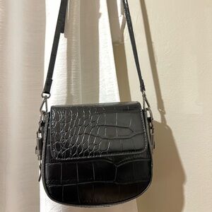 ZARA - Leather cross body purse - Black